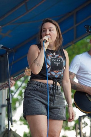 Maryline en concert au Parc en Fête de Nangis