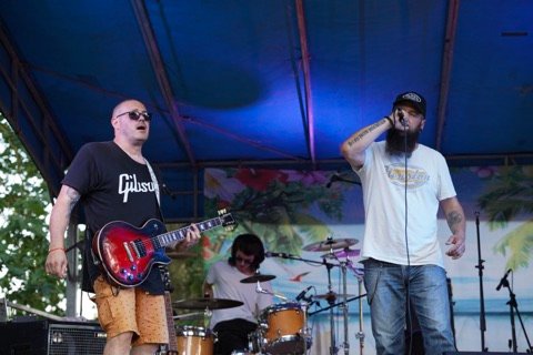 Cédric, chanteur de Dark Fate, au Parc en Fête de Nangis
