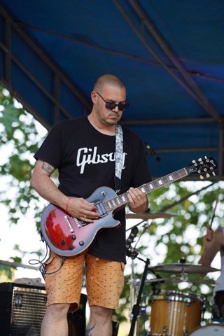 Nico en concert au Parc en Fête de Nangis
